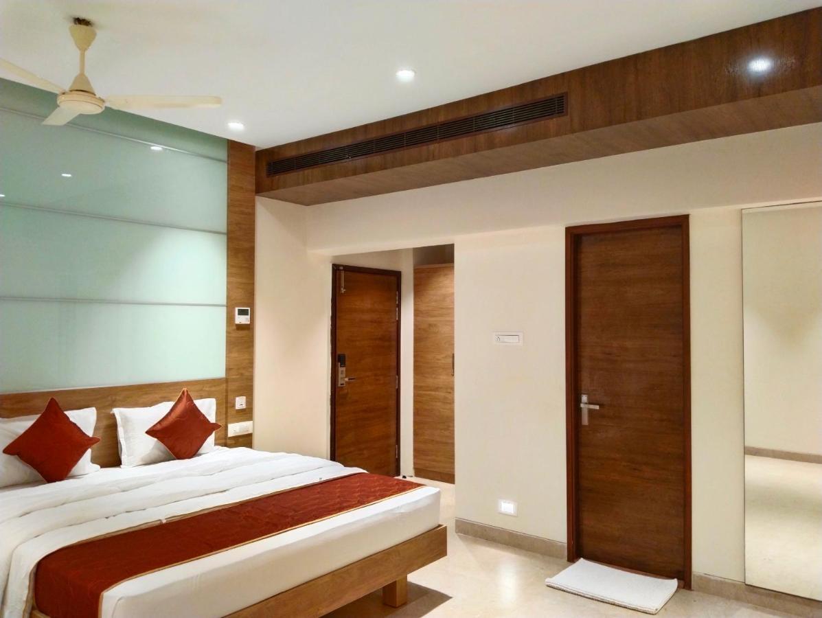 The Paradise Hotel - Luxury Stay Kanchipuram Exterior photo