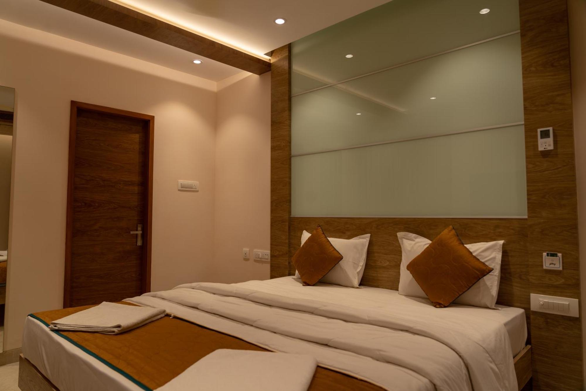 The Paradise Hotel - Luxury Stay Kanchipuram Exterior photo